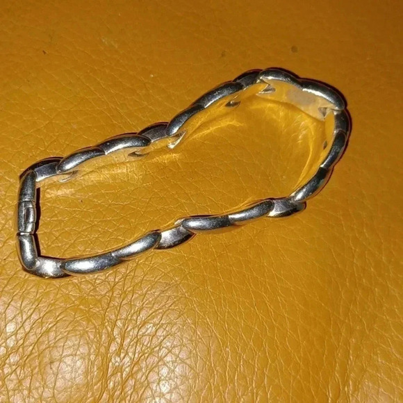 Two-tone bracelet